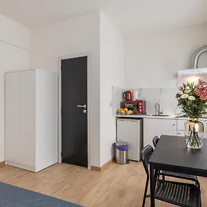 Gare Du Midi 31 Apartment