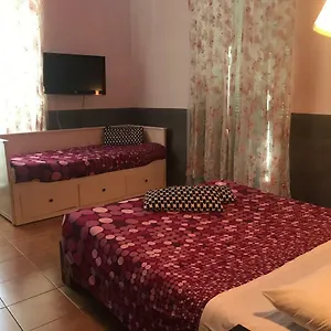 Penzion La Casa Di Elena Řím